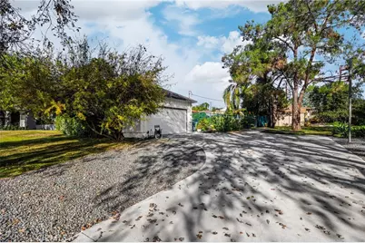 1062 W Valencia Mesa Drive, Fullerton, CA 92833 - Photo 41