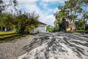 1062 W Valencia Mesa Dr, Fullerton, CA 92833 - Photo 41