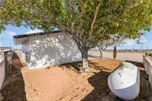 8443 Dogbane, California City, CA 93505 - Photo 5