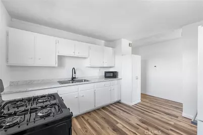 8443 Dogbane, California City, CA 93505 - Photo 17