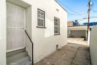 2405 Clyde, Los Angeles, CA 90016 - Photo 5