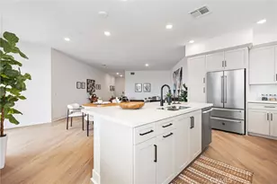 414 Main St, Huntington Beach, CA 92648 - Photo 13