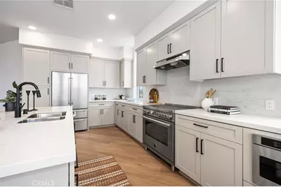 414 Main St #300, Huntington Beach, CA 92648 - Photo 11