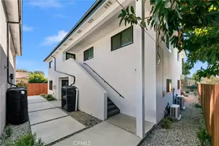 3301 Obama, Los Angeles, CA 90018 - Photo 5