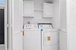 9921 Flora Vista, Bellflower, CA 90706 - Photo 11