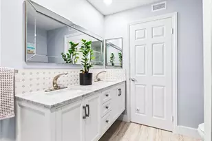 16255 Pacific Cir, Huntington Beach, CA 92649 - Photo 23