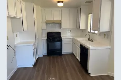 10643 Redwood, Hesperia, CA 92345 - Photo 1
