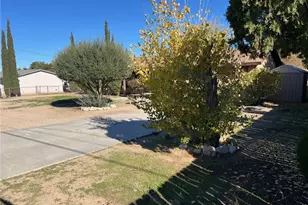 10643 Redwood, Hesperia, CA 92345 - Photo 15