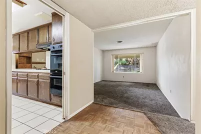 2404 Prestwick Court, Bakersfield, CA 93309 - Photo 5