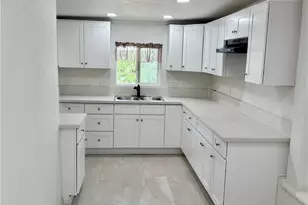 128 130 E 1st, Buttonwillow, CA 93206 - Photo 3