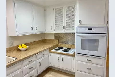 13581 Medinac Ln M5-71E, Seal Beach, CA 90740 - Photo 9