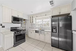 10328 Juniper, Los Angeles, CA 90002 - Photo 21