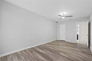 10328 Juniper, Los Angeles, CA 90002 - Photo 15