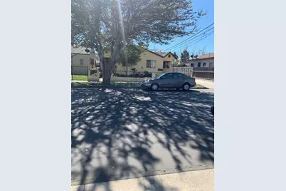 1742 W 82nd, Los Angeles, CA 90047 - Photo 3