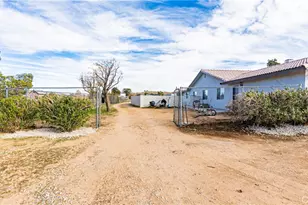 9515 Juniper, Apple Valley, CA 92308 - Photo 39