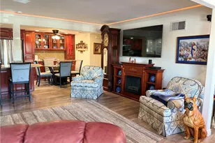 1860 McKinney Wy M15-21A, Seal Beach, CA 90740 - Photo 3