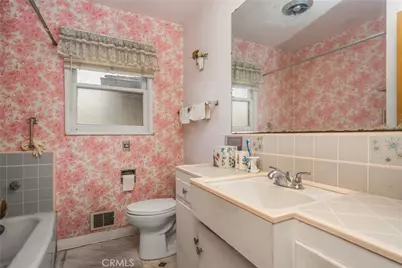 1324 E Lomita Avenue, Orange, CA 92867 - Photo 17