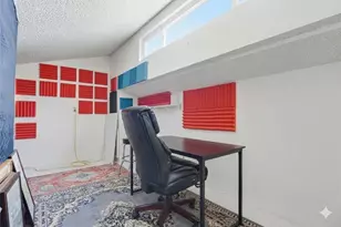 4714 Birchwood Cir, Carlsbad, CA 92008 - Photo 29