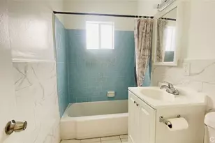 1083 Gaviota Ave, Long Beach, CA 90813 - Photo 23