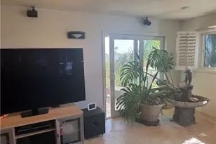 1994 Stanley, Signal Hill, CA 90755 - Photo 13