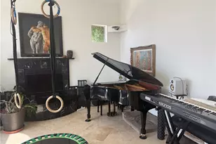 1994 Stanley, Signal Hill, CA 90755 - Photo 9