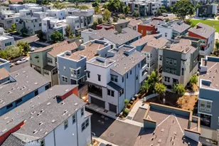 125 Allusion, Irvine, CA 92618 - Photo 37