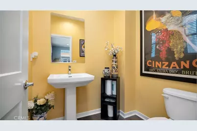 125 Allusion, Irvine, CA 92618 - Photo 11