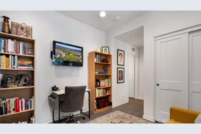 125 Allusion, Irvine, CA 92618 - Photo 23