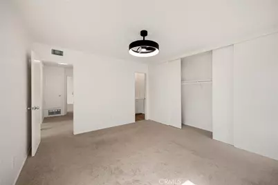 2521 W Sunflower Avenue #R8, Santa Ana, CA 92704 - Photo 15