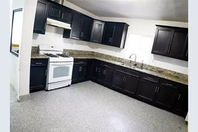 1102 W 53rd Street, Los Angeles, CA 90037 - Photo 13