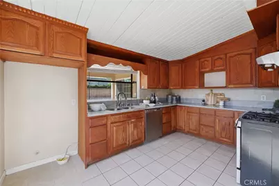 13515 Bona Vista, La Mirada, CA 90638 - Photo 9