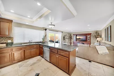 21382 Lemontree, Huntington Beach, CA 92646 - Photo 11