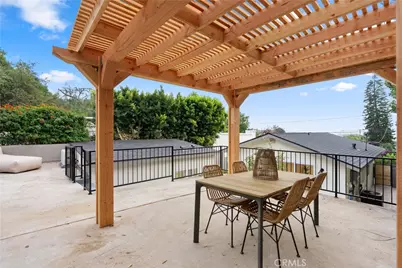 1153 Isabel, Los Angeles, CA 90065 - Photo 25