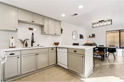 5050 Canyon Crest Drive #22, Riverside, CA 92507 - Photo 3