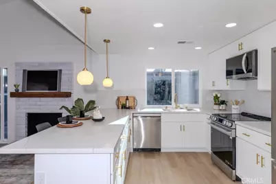 14452 Denbigh Lane, Tustin, CA 92780 - Photo 13