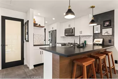 5118 Marina Pacifica Dr S, Long Beach, CA 90803 - Photo 3