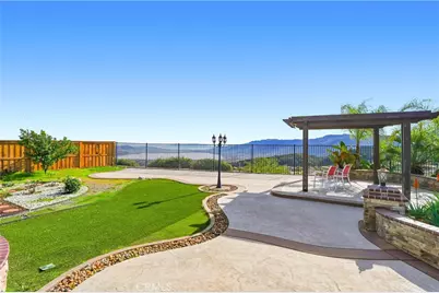 29223 Woodbridge Street, Lake Elsinore, CA 92530 - Photo 11