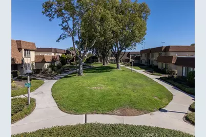 8615 York, La Palma, CA 90623 - Photo 29