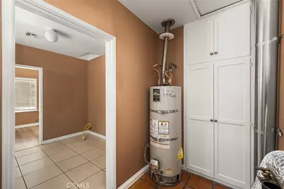 801 W 17th Street, Santa Ana, CA 92706 - Photo 15