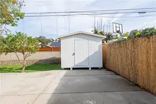 5104 8th Ave, Los Angeles, CA 90043 - Photo 45