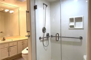 13151 Shawnee Ln M11-266J, Seal Beach, CA 90740 - Photo 19