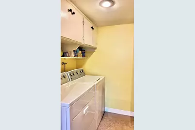 15916 Sterling Court, Fountain Valley, CA 92708 - Photo 13