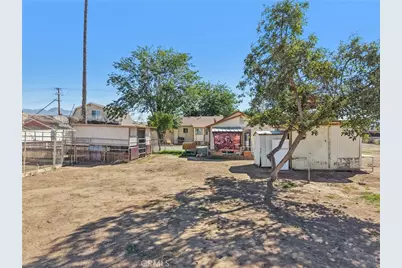 11285 Cherry Avenue, Cherry Valley, CA 92223 - Photo 37