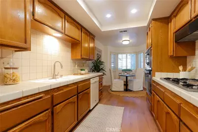 651 Wakefield Court #102, Long Beach, CA 90803 - Photo 19