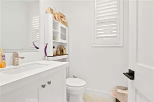 208 Ocean Pl, Seal Beach, CA 90740 - Photo 23