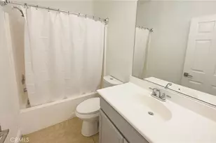 18215 Grove Pl, Fontana, CA 92336 - Photo 19