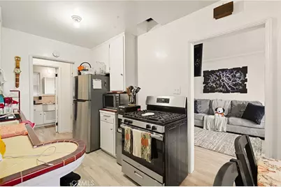 7015 Templeton, Huntington Park, CA 90255 - Photo 19