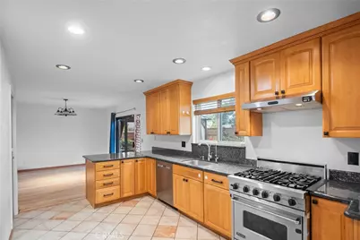 801 Weeks, East Palo Alto, CA 94303 - Photo 19