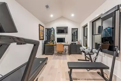 603 Delaware Street, Huntington Beach, CA 92648 - Photo 17