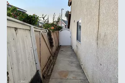 3100 Jeannie Cmn, Santa Ana, CA 92703 - Photo 19